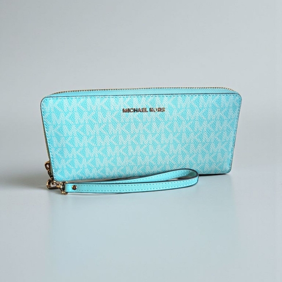 Michael Kors Jet Set Travel Large Continental Leather Wallet Ocean Blue (New) - Picture 1 of 9